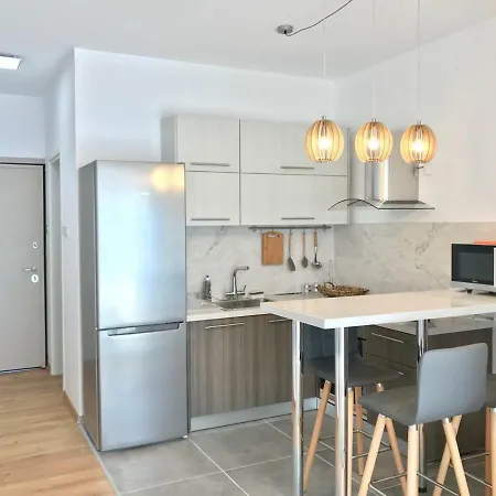 Modern In Dassoudi Beach Διαμέρισμα *